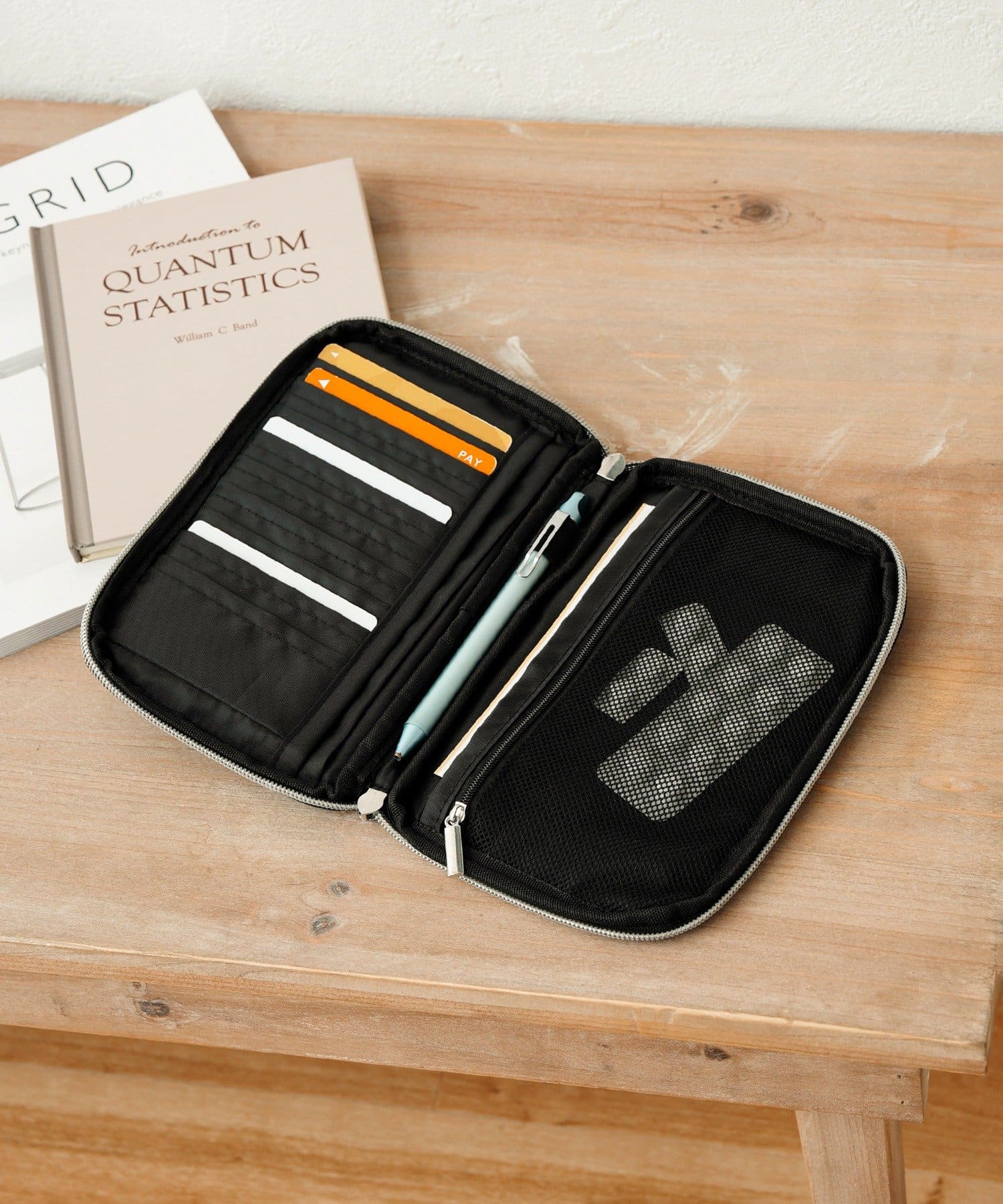 お薬手帳ケース ￥550(税込)