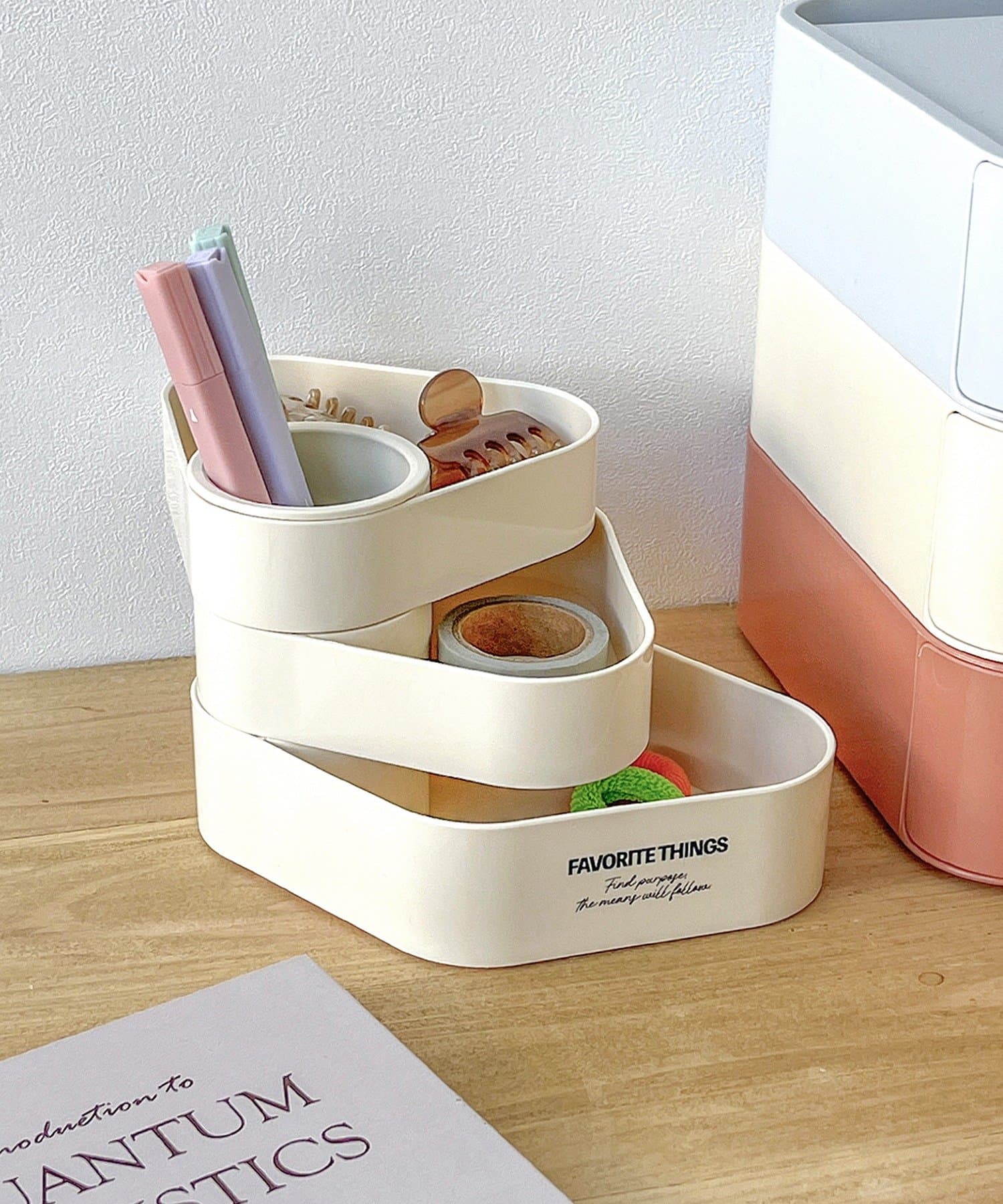 小物入れ付きペンスタンド ¥330(税込)