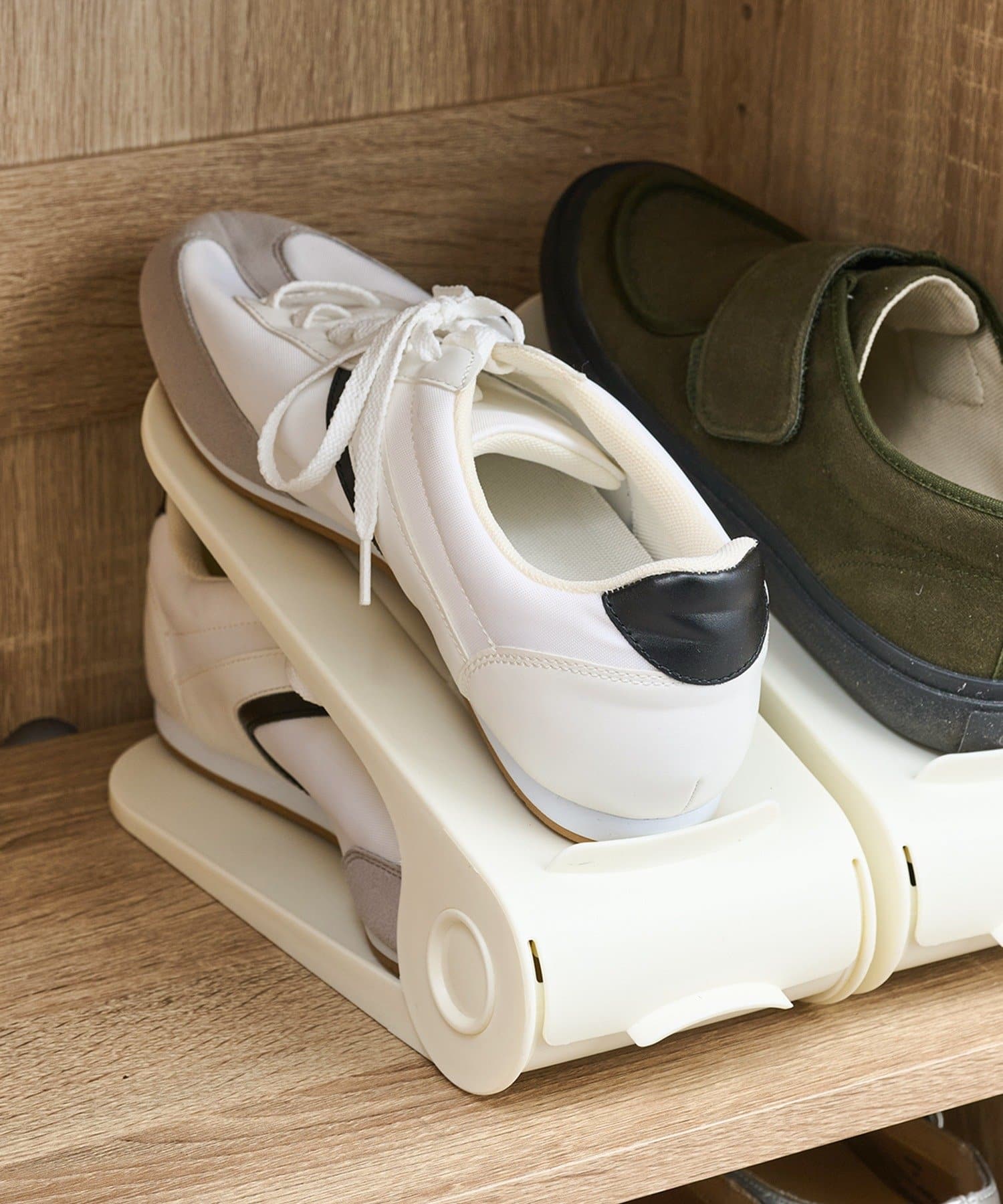 《4段階調節！》コンパクトシューズ収納 ￥330(税込)