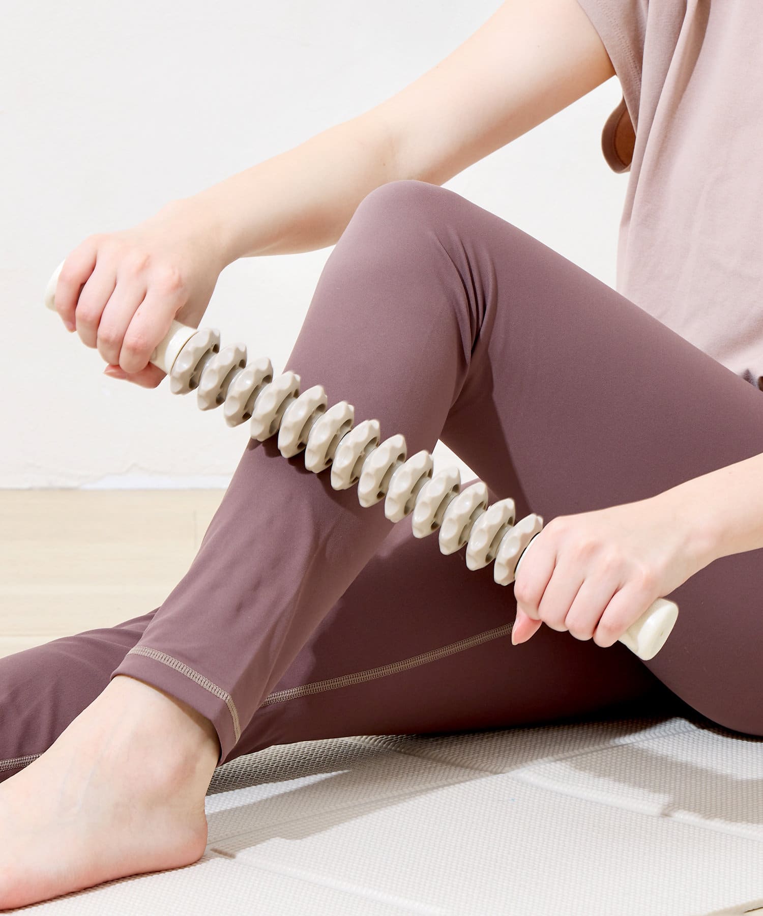 スティックボディケアローラー ¥550(税込)