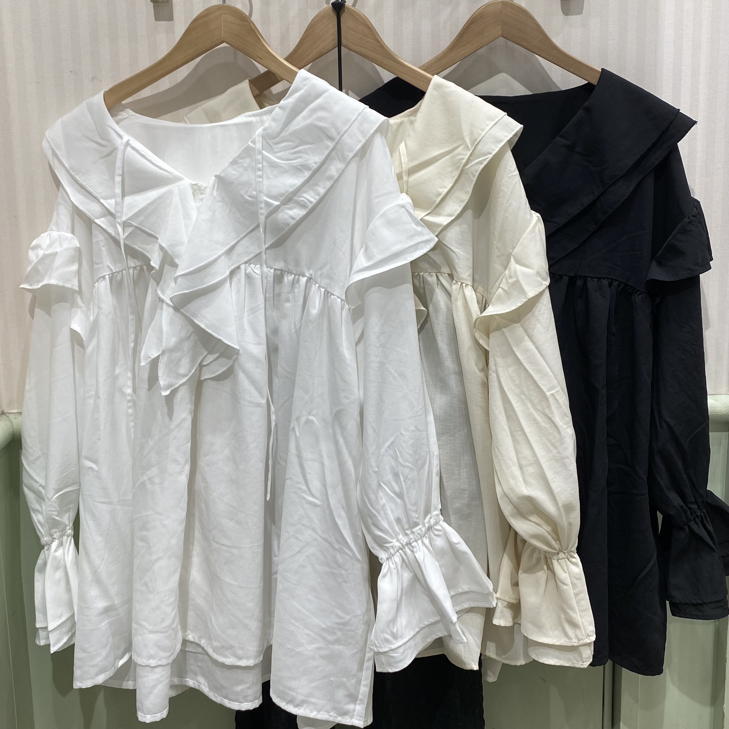 オススメ☆フリルブラウス