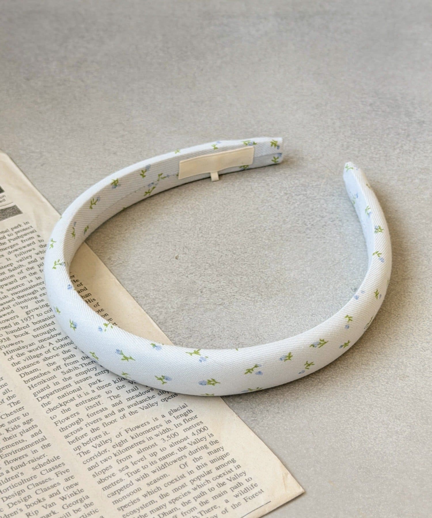 小花柄カチューシャ ¥330(税込)