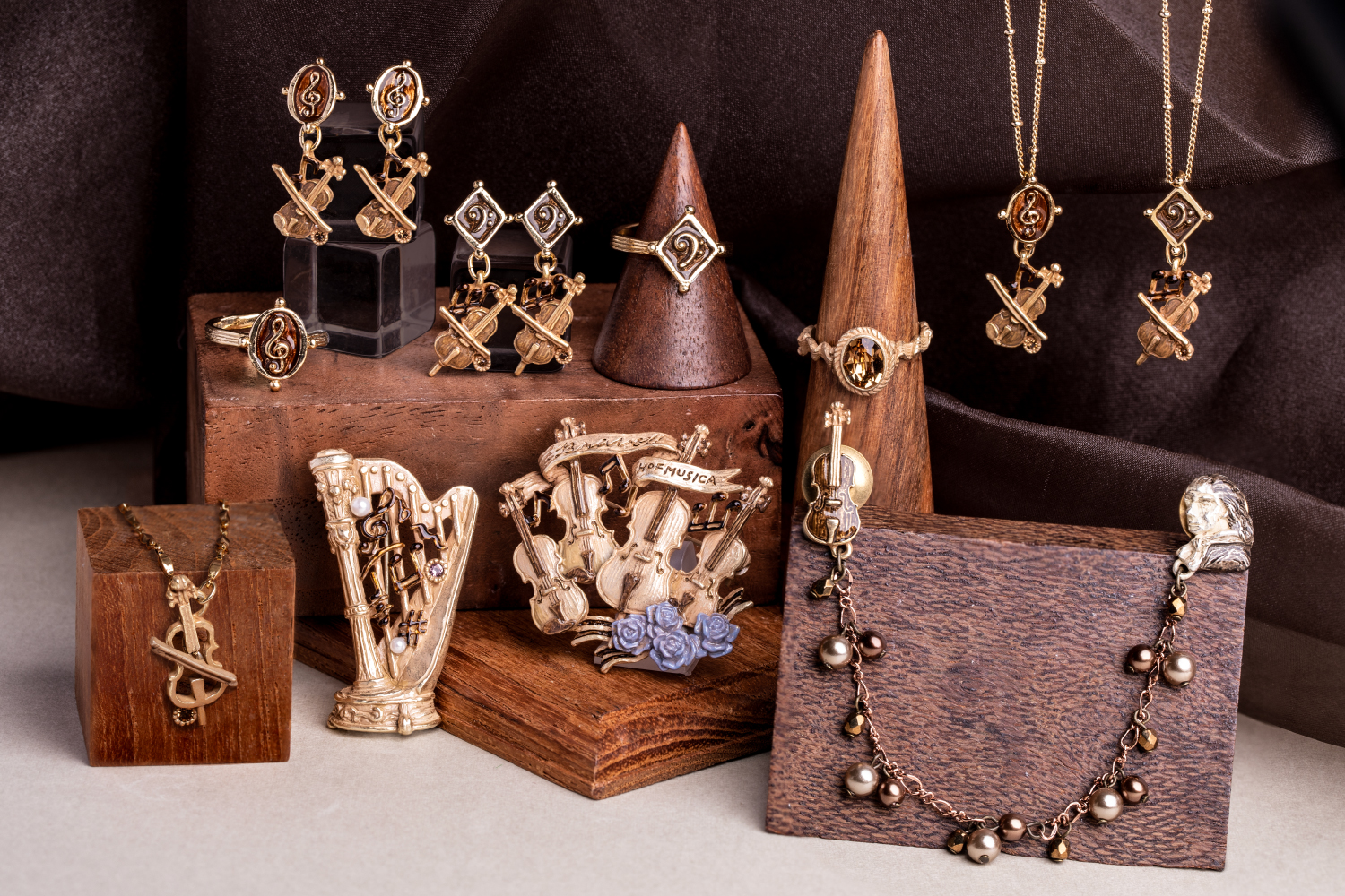 HOFMUSICA Collection